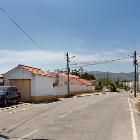 Joivy 3-Br Cottage With Terrace And Garden In Colares Синтра Екстериор снимка